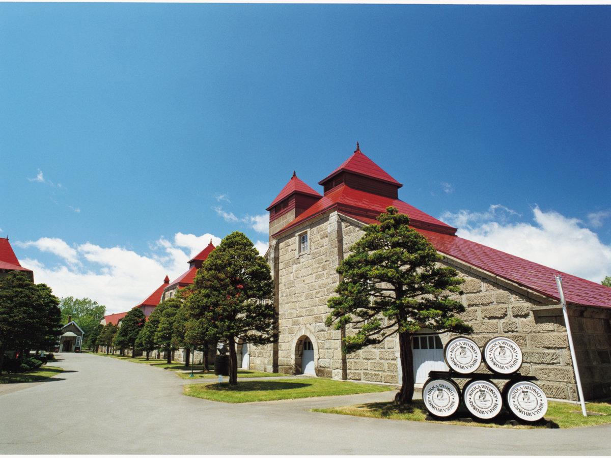 ニッカウヰスキー余市蒸留所（ホテルから車で約30分）