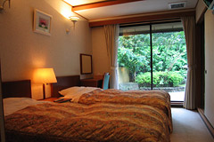 写真:特別室「福寿草」 ツインベッドルーム