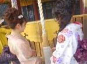 いつもよりも上品に着物姿で祇園をおさんぽ★着物デビューの女性にもおすすめの≪着物レンタルプラン≫
