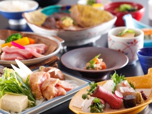 【地元石川の味をお肉で満喫♪】能登豚ステーキ!名物鳥野菜味噌鍋!牛のたたき!お肉尽くし会席