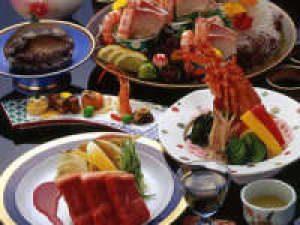 【ランクアップ/個室食】イセエビ姿造りとアワビ踊り焼き★饗宴会席