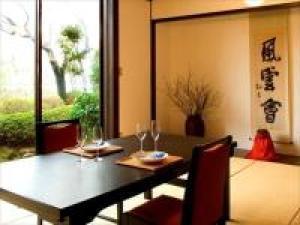 オーベルジュ 花季(はなごよみ)