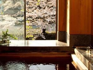 オーベルジュ 花季(はなごよみ)