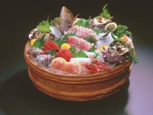 地魚尽くし【地魚お造り桶盛り&伊勢海老鬼殻焼き】プラン