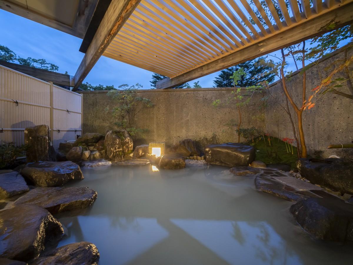 【夕食時フリードリンク付】当館人気プラン♪全室から中禅寺湖の絶景を一望できます!