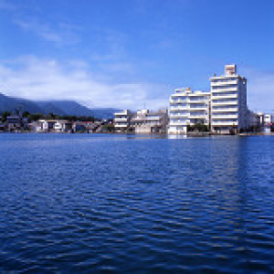 【こいっちゃ佐渡】和室10畳バス・トイレ付の「湖側確約限定」プラン
