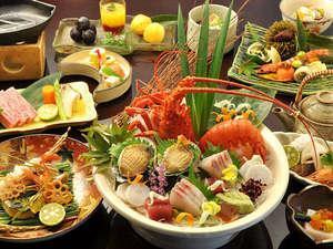 【総調理長のおまかせ会席】 総調理長の技と心が光る厳選料理 !