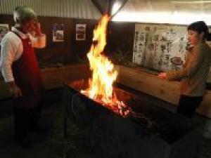 【かつお船コラボ企画】自分で焼く藁焼きたたきは旨いぜよっ!体験チケット付宿泊パックプラン