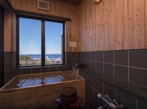 源泉かけ流しの小さなお宿　あゆの風