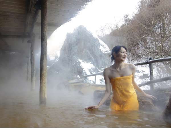 黄金色の出湯　横谷温泉旅館