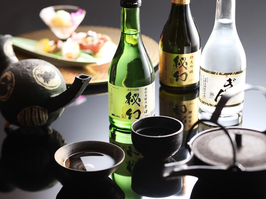 【利き酒付き】厳選旬素材やご当地食材を味わう会席膳+酒蔵「浅間酒造」の日本酒を堪能できる利き酒セット