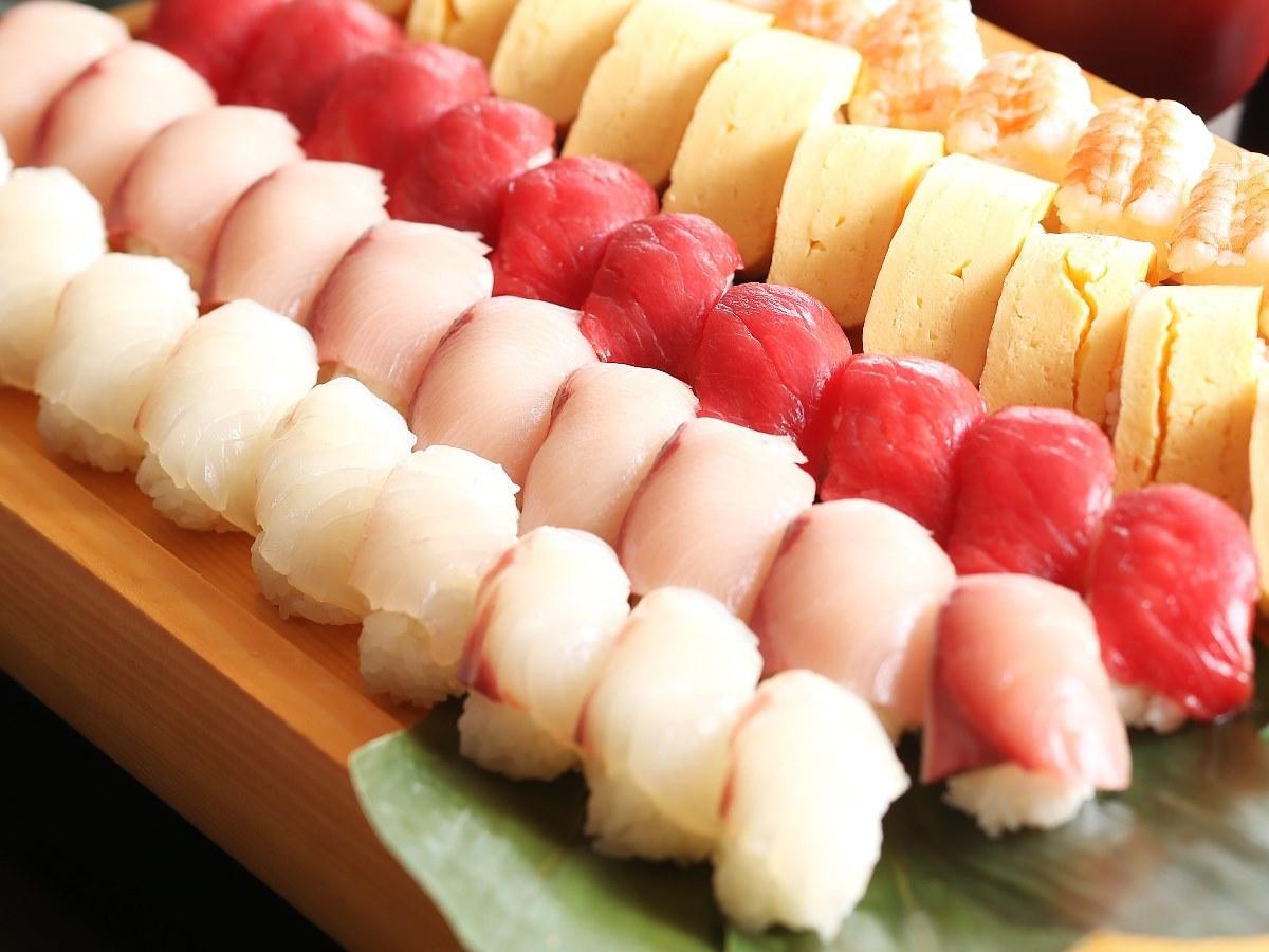【基本】食の祭典!レストラン「パレルージュ」でご馳走バイキング◆四季のフェア開催♪和洋中の料理が満載