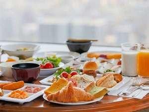 【朝食付き】京のおばんざい・漬物など地元の食材を用いたお料理がたっぷり