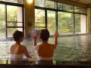 ◆通年プラン【受賞NO.1☆美肌の湯体感】緑あふれる露天風呂で自然を感じる♪いつでも天然温泉100%