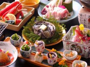 【ずわい蟹&活アワビ】荒磯の風味が口いっぱい広がる♪お刺身・お肉も!華やぎ会席■グループで無料特典付