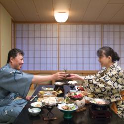 一日1室限定あこがれの【貴賓室】で特選料理を