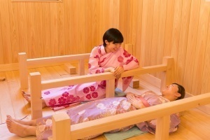 瀬見温泉で大人気【ふかし湯】美容と健康に効果有り♪湯めぐりプラン