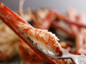 【12月1日~2月28日】冬の味覚をより贅沢に味わう〈蟹会席 デラックス〉