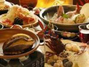 【伊勢エビ&アワビと季節の懐石料理】贅沢に旅の夜を彩る・・・≪貸切風呂&朝夕お部屋食≫