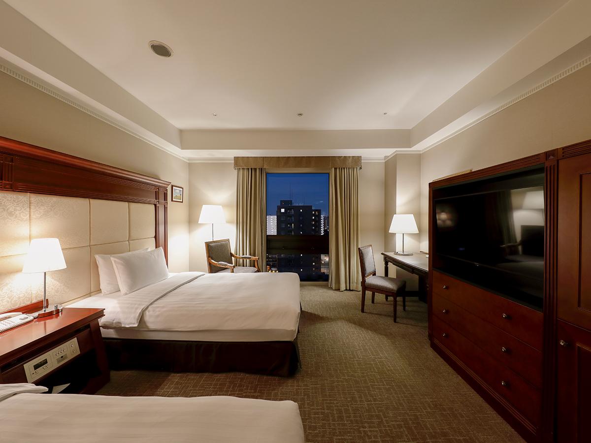 【超新春限定プラン】全室36平米以上で広々快適！空港連絡バス停が目の前で便利♪＜地下駐車場無料特典＞朝食なし