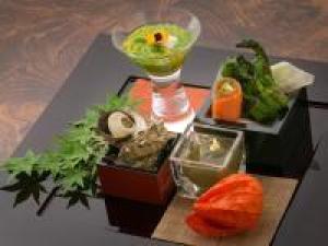 Enjoy a Japanese style Holiday at takanosu Ryokan♪