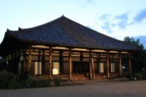 ギャーッ!決して一人では見ないでください!真夏の怪談IN元興寺とライトアップを楽しむ