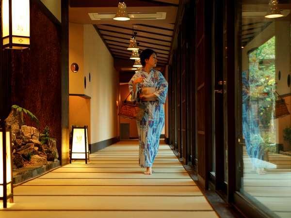 【夏トク祭】一番人気！「宿にいながら湯めぐり三昧 23種の湯殿を満喫」～1泊２食付～
