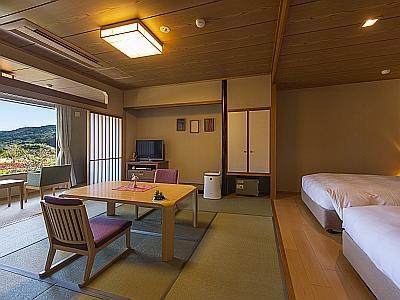【基本プラン・和モダン和室】里山風景を愛でながら落ち着いた空間でのんびりゆったり過ごせるお部屋
