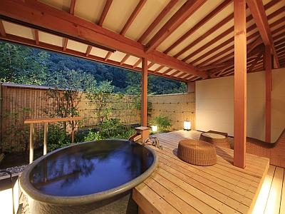 【2泊以上の連泊がお得】レストラン食/露天風呂付客室・お一人様に館内利用券2,000円分付