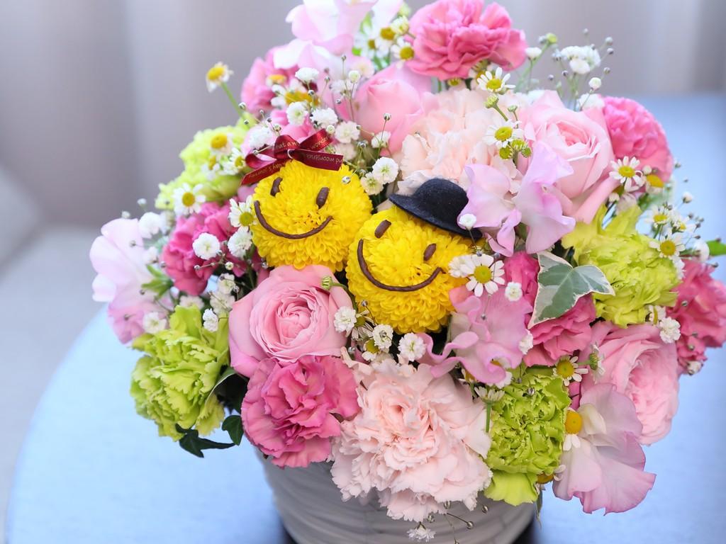 Happy Anniversary！スマイルフェイス　フラワーアレンジメント付きプラン　素泊まり