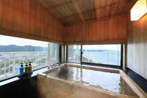 鴨川グランドタワー