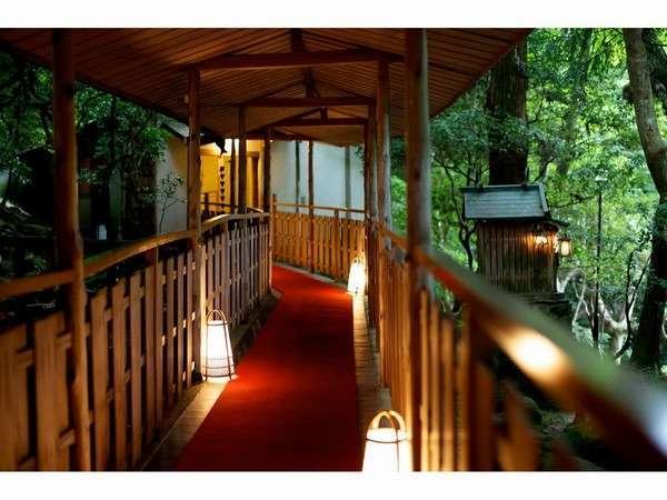 奈良・春日奥山　月日亭
