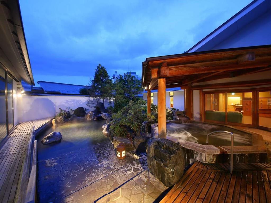 【信州和牛の宝楽桜蒸・岩魚朴葉味噌焼・春の山菜天麩羅】恵みづくしグレードアップ会席プラン