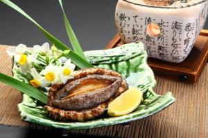 「浜辺の湯　浪漫の歌」　宿　中屋