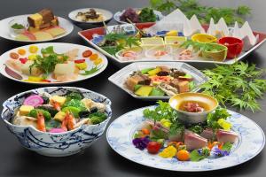 にっしょうかん 新館 梅松鶴