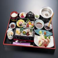 【お部屋にお届け】旬の食材使用お手軽に松花堂風御膳で食す■【夕朝食付】
