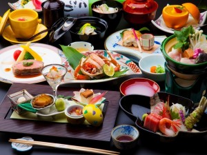 【十三の風会席スタンダードプラン】厳選された四季折々の地元食材を愉しむ≪食事処~咲楽~個室席≫