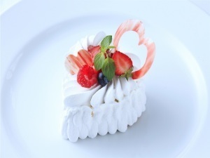【記念日】パティシエ特製ケーキ等の5大特典付き!大切な日をお祝い/貸切露天1回無料特典<旬粋会席★>