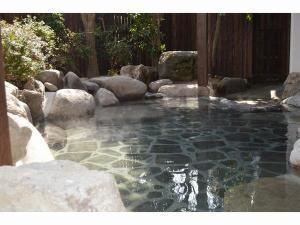 弱アルカリ性単純泉と単純硫黄泉のダブル美肌の湯◆気軽に素泊まりプラン