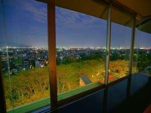 甲府の夜景を独占する温泉　11種類のお風呂 ホテル神の湯温泉