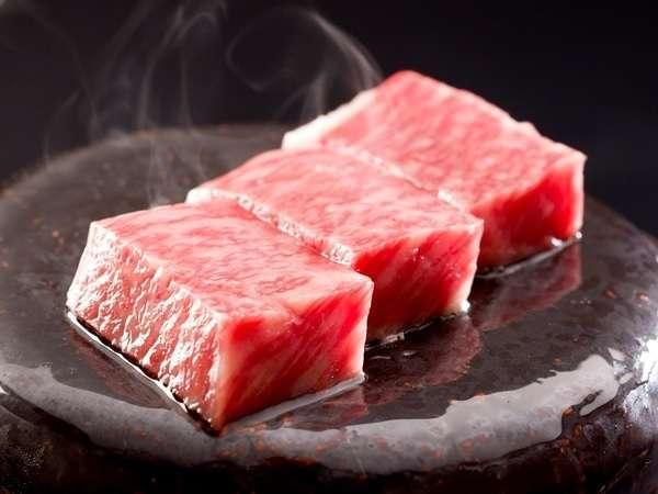 迷ったらコレ☆四季替りスタンダード会席☆陶板焼き鳥取和牛や季節野菜・地産の旬魚など当館オススメ☆