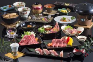 松阪牛を味わい尽くす。三重県が誇る世界のブランド松阪牛を様々な調理法で堪能【松阪牛食べくらべ】