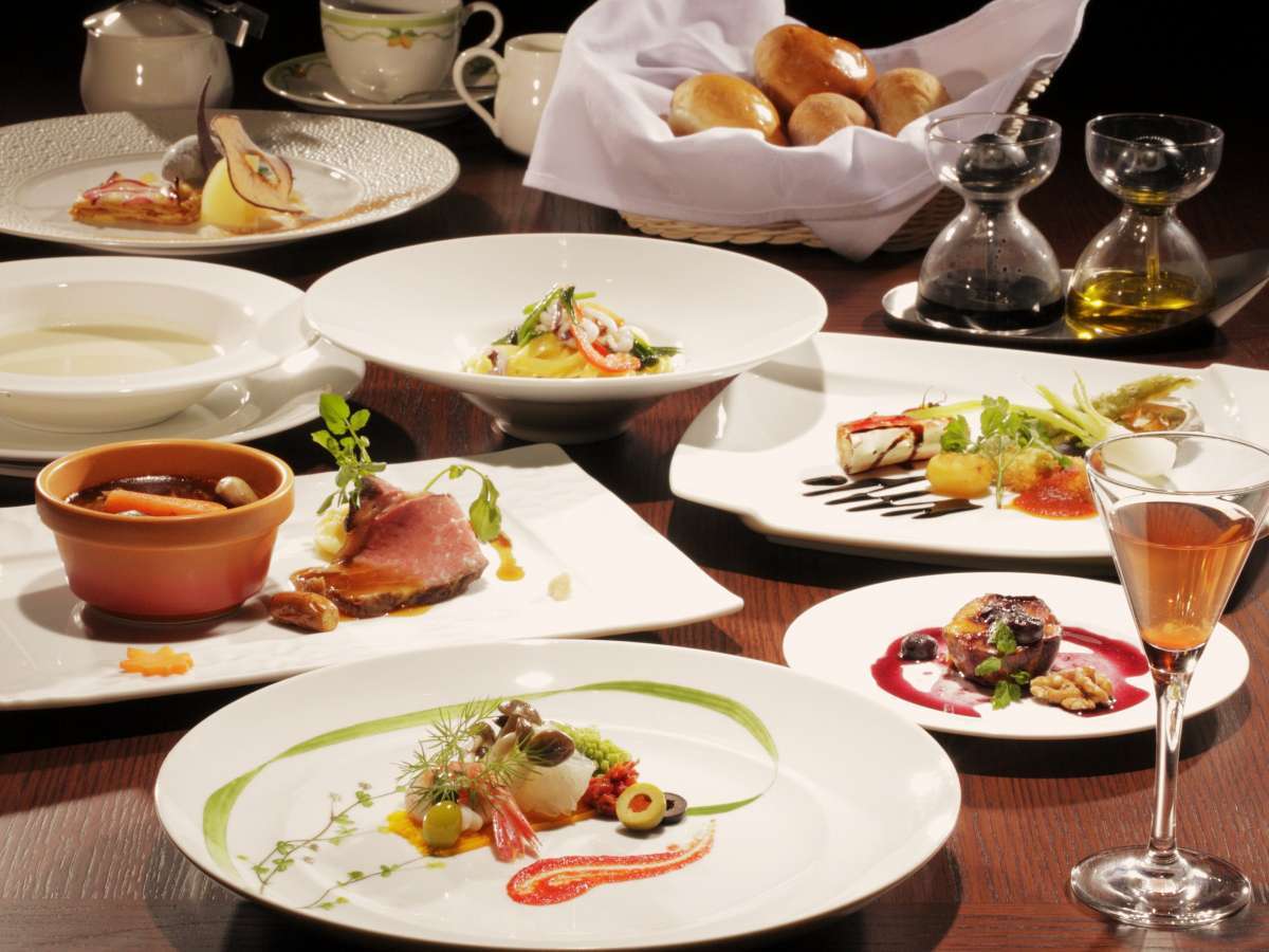 【トラベルjp限定500円クーポン】【スタンダード】洗練された客室と自慢の夕朝食で癒しの旅を～南仏プロヴァンス薫る館で贅沢なひととき～