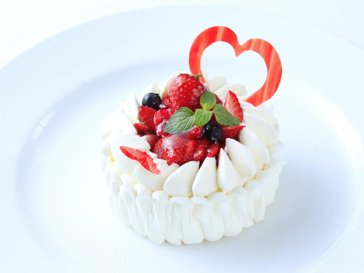 【記念日】特製ホールケーキ+オリジナルカクテル付/箱根風雅で大切な方と共にお祝い<基本会席★雅>