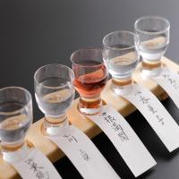 【冬】【早期割60】一人2000円引き&利き酒セット5銘柄付き!特大ガニ1.5杯使用したカニコース