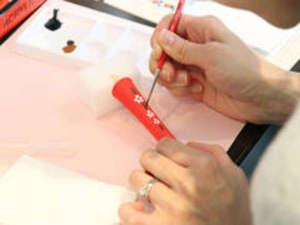京都の伝統文化【和蝋燭の絵付け】をホテルで体験！京旅記念におすすめ＜朝食付き＞